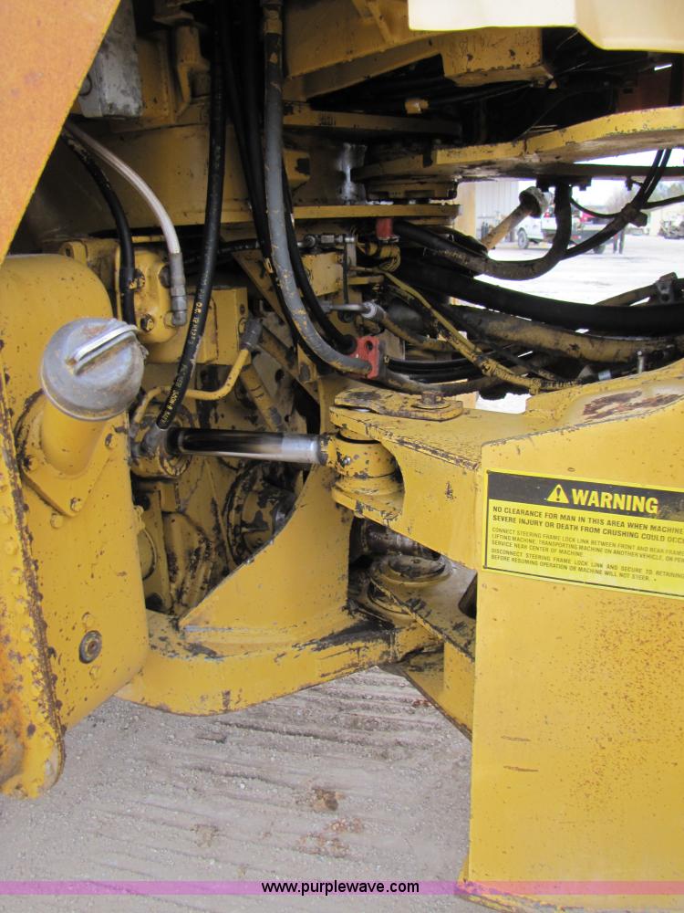 image for item B2091 1985 Caterpillar 950B wheel loader