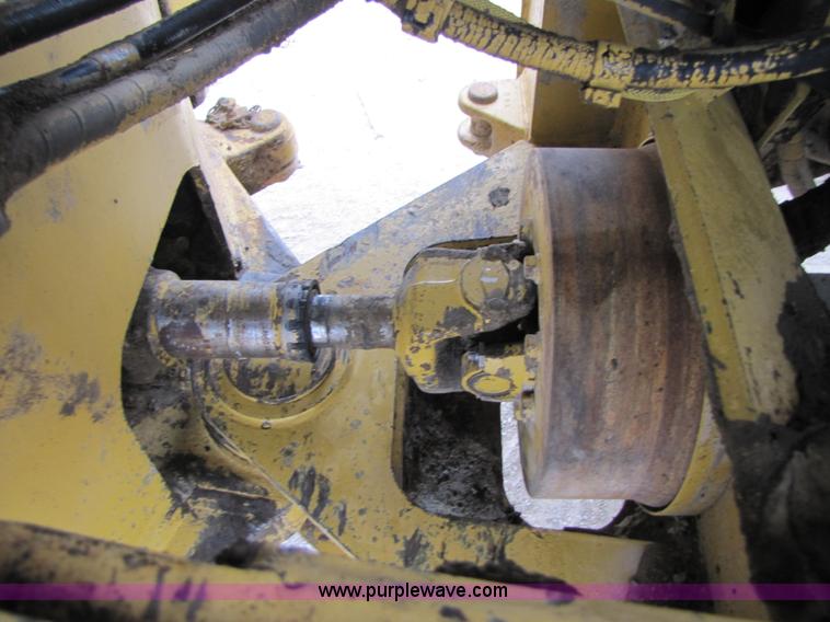 image for item B2091 1985 Caterpillar 950B wheel loader