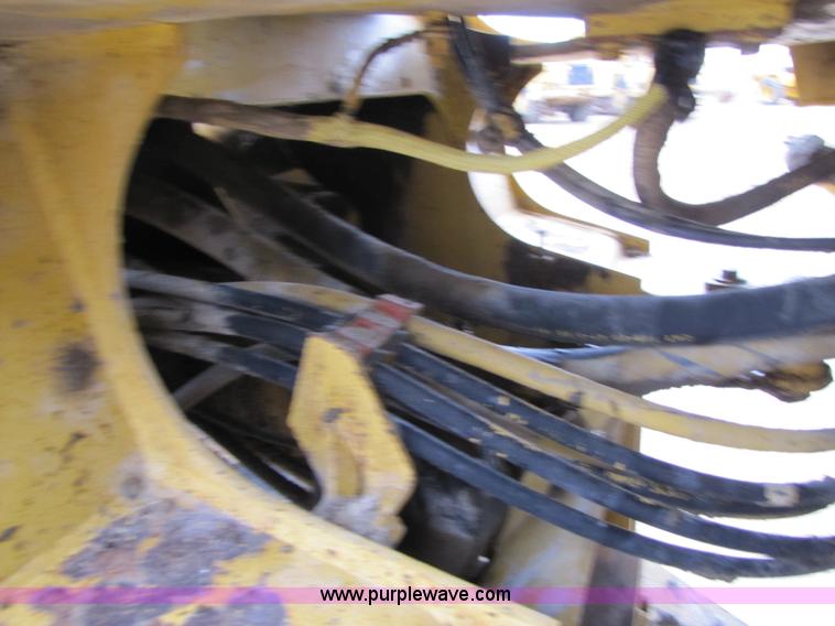 image for item B2091 1985 Caterpillar 950B wheel loader