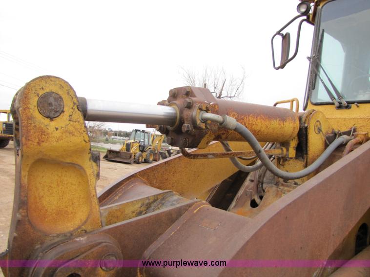 image for item B2091 1985 Caterpillar 950B wheel loader