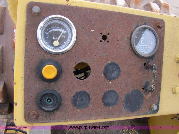 image for item B2092 1989 Bomag BW 213PD vibratory pad foot roller