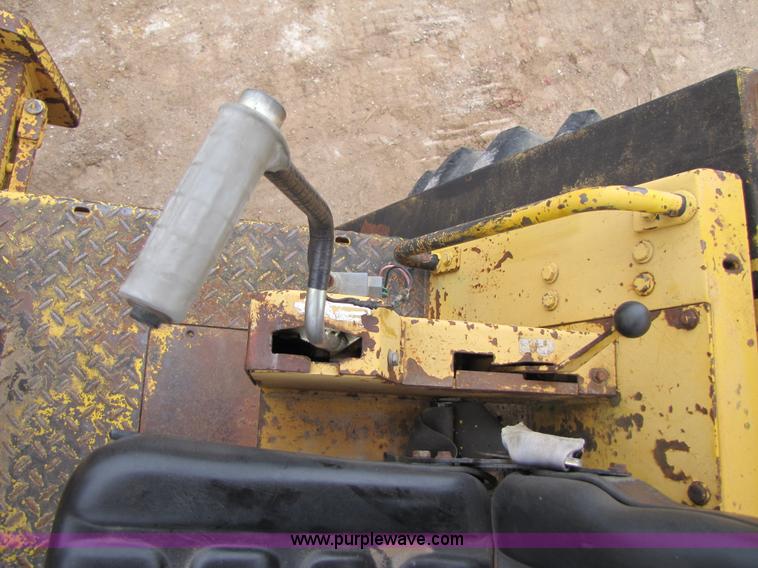 image for item B2092 1989 Bomag BW 213PD vibratory pad foot roller