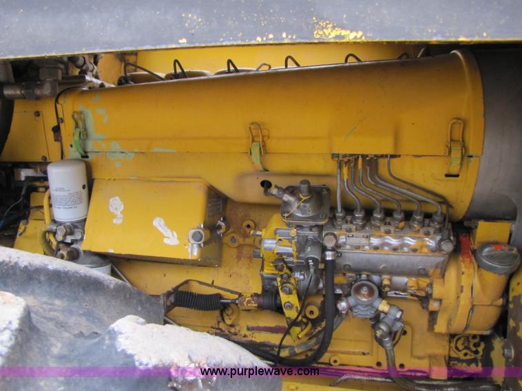 image for item B2092 1989 Bomag BW 213PD vibratory pad foot roller