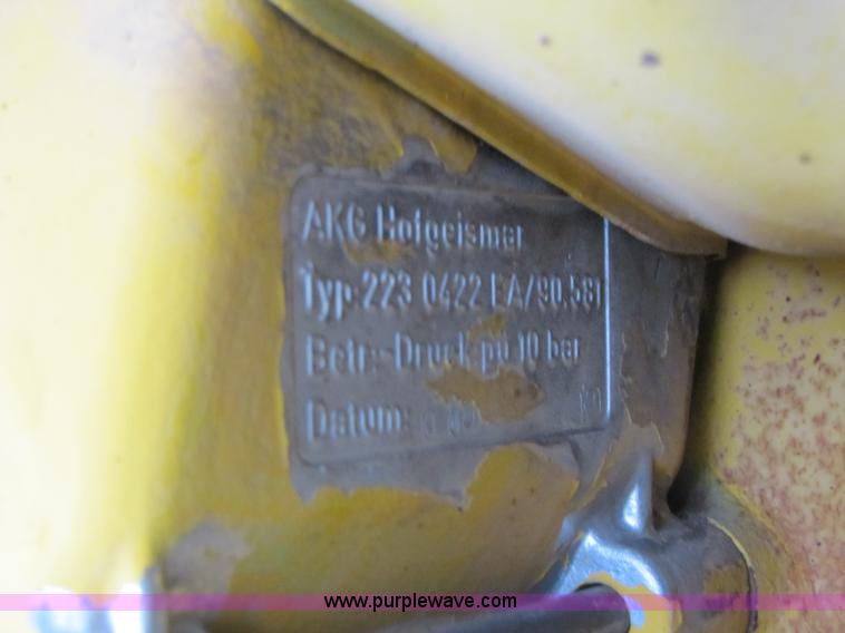image for item B2092 1989 Bomag BW 213PD vibratory pad foot roller