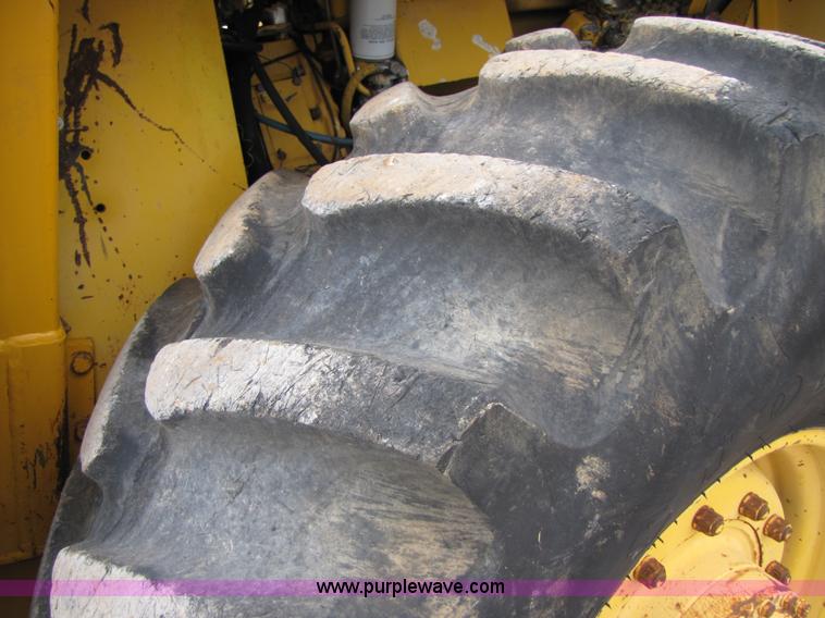 image for item B2092 1989 Bomag BW 213PD vibratory pad foot roller