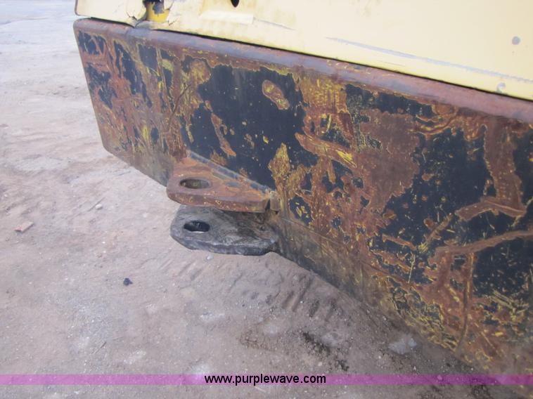 image for item B2092 1989 Bomag BW 213PD vibratory pad foot roller