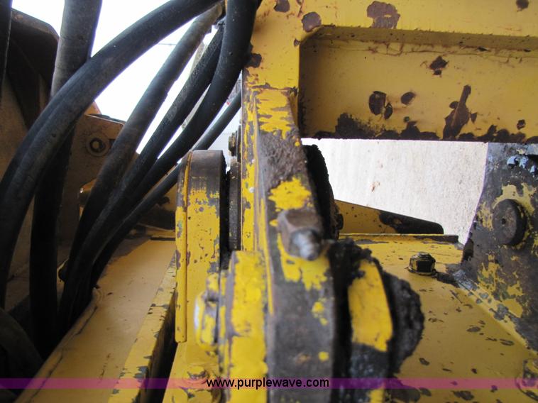 image for item B2092 1989 Bomag BW 213PD vibratory pad foot roller