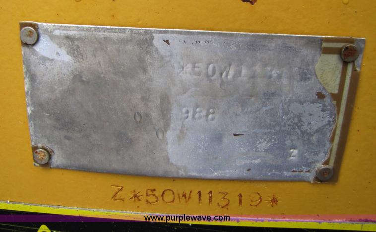 image for item B2093 1992 Caterpillar 988B wheel loader