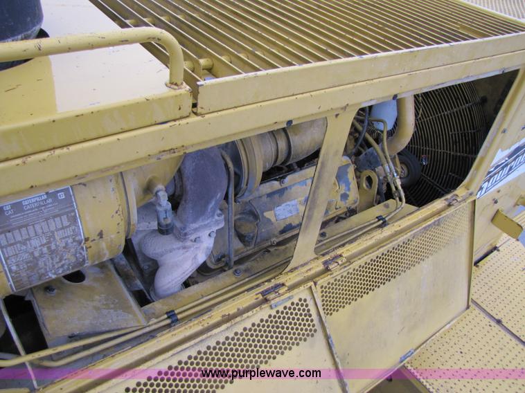 image for item B2093 1992 Caterpillar 988B wheel loader