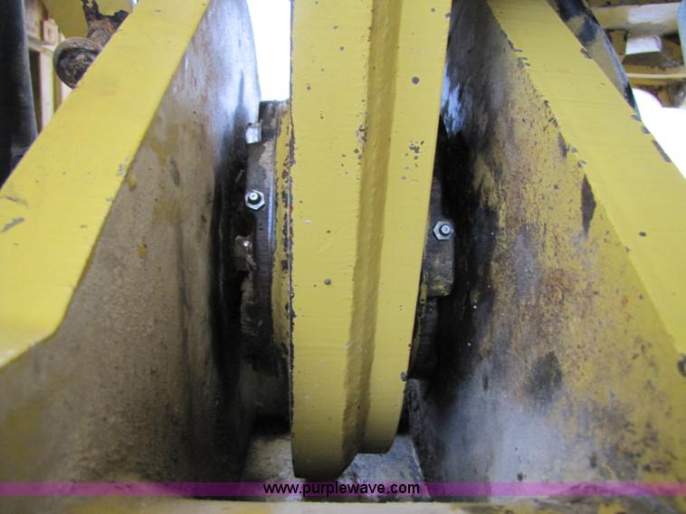 image for item B2093 1992 Caterpillar 988B wheel loader