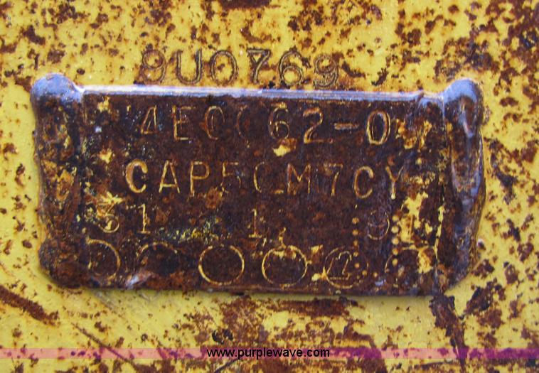 image for item B2093 1992 Caterpillar 988B wheel loader