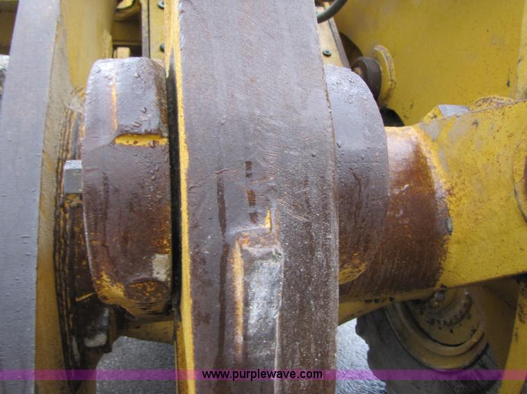 image for item B2093 1992 Caterpillar 988B wheel loader