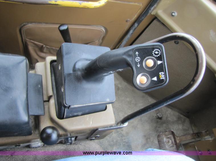 image for item B2094 1994 Caterpillar 988F wheel loader