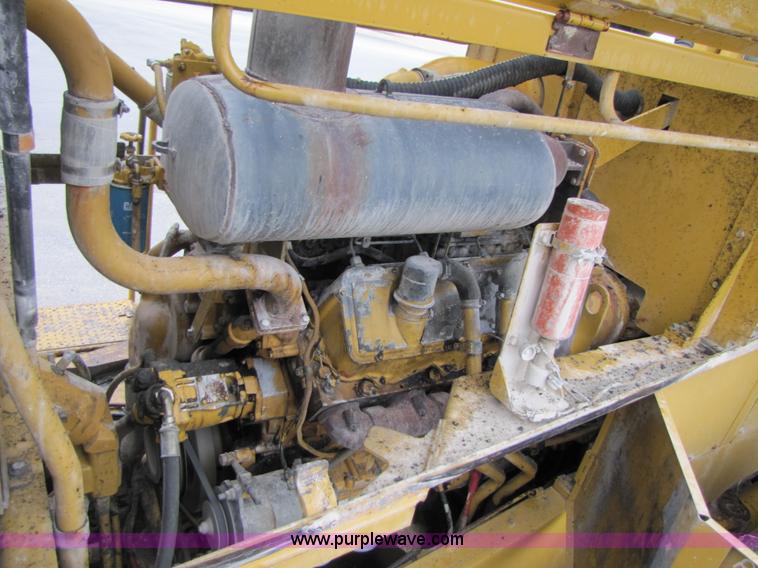 image for item B2094 1994 Caterpillar 988F wheel loader