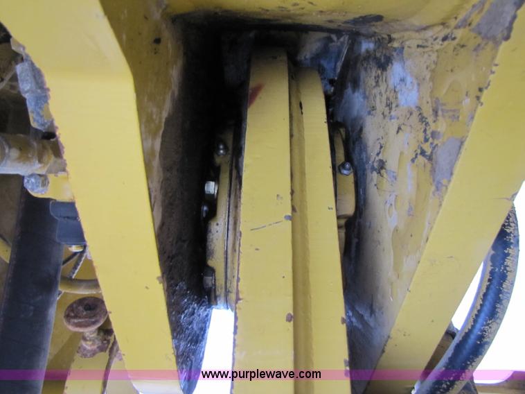 image for item B2094 1994 Caterpillar 988F wheel loader