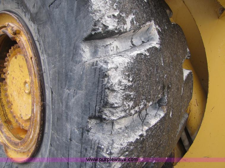 image for item B2094 1994 Caterpillar 988F wheel loader