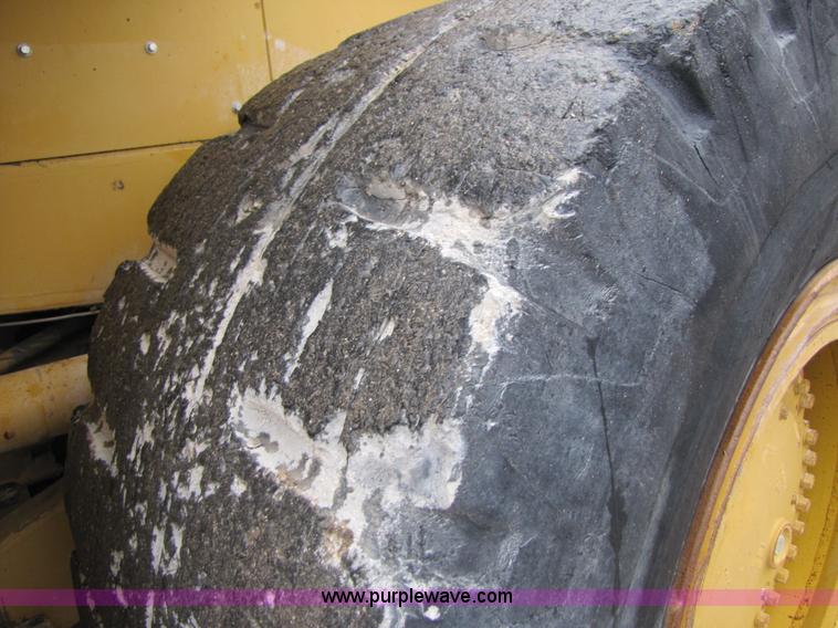 image for item B2094 1994 Caterpillar 988F wheel loader