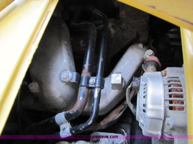 image for item B2100 1993 Caterpillar 416B 4x4 loader backhoe