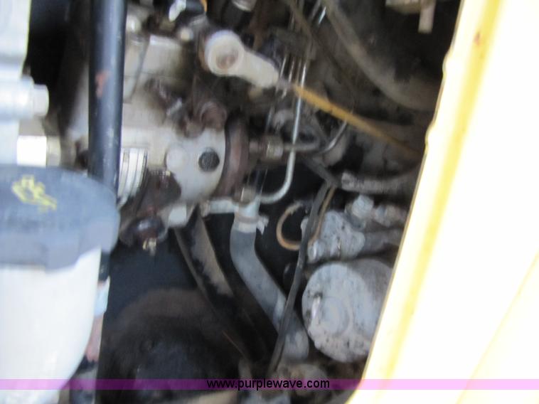 image for item B2100 1993 Caterpillar 416B 4x4 loader backhoe