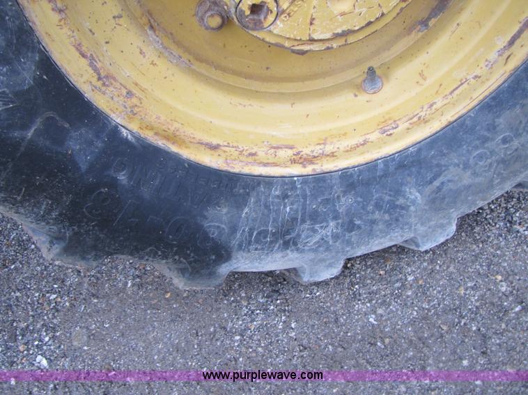 image for item B2100 1993 Caterpillar 416B 4x4 loader backhoe