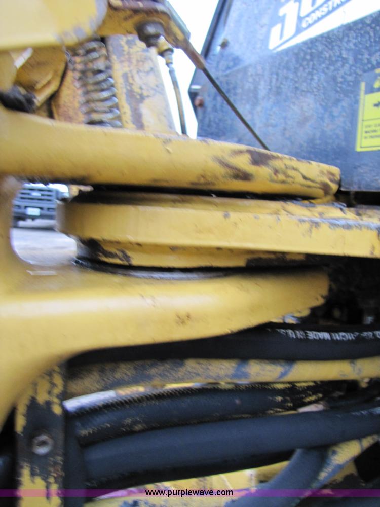 image for item B2100 1993 Caterpillar 416B 4x4 loader backhoe