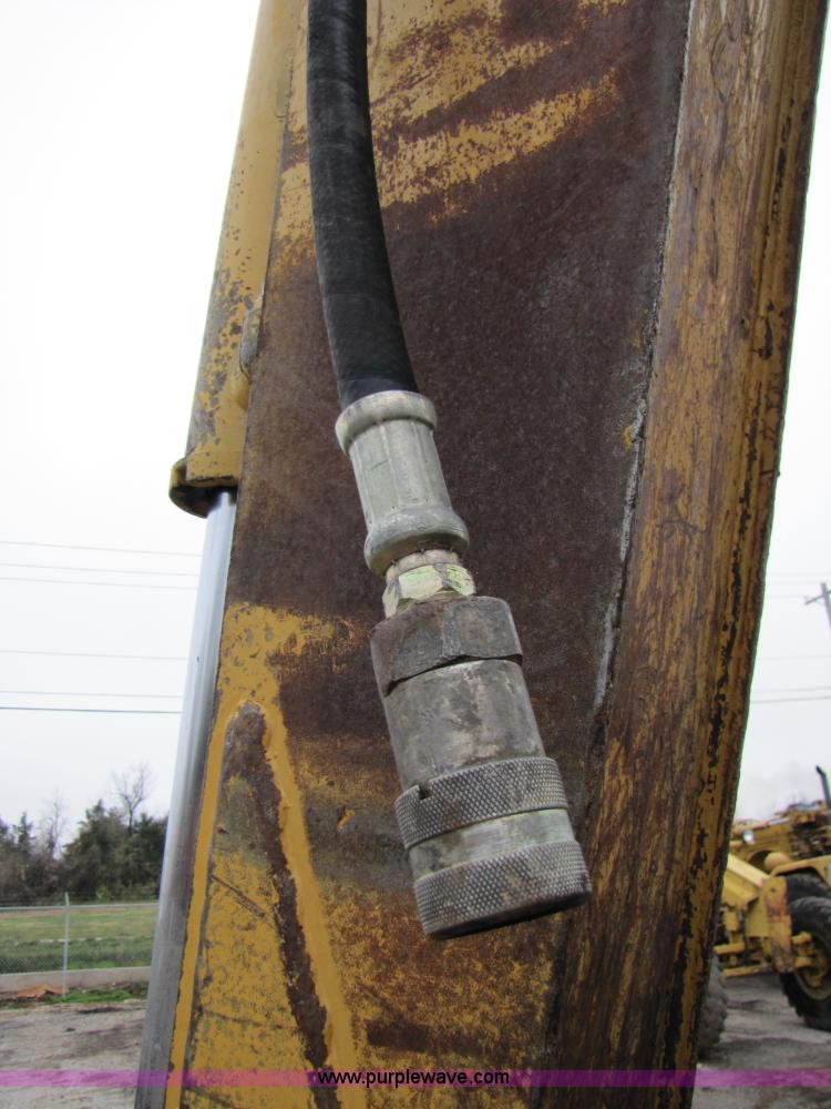 image for item B2100 1993 Caterpillar 416B 4x4 loader backhoe