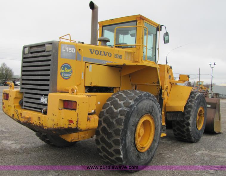 image for item B2102 1995 Volvo L150 wheel loader