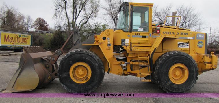 image for item B2102 1995 Volvo L150 wheel loader