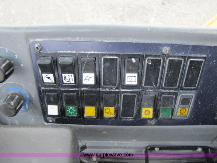 image for item B2102 1995 Volvo L150 wheel loader