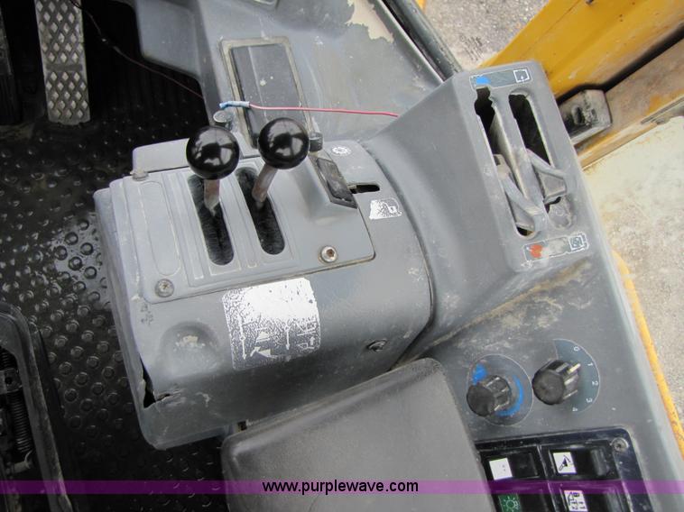 image for item B2102 1995 Volvo L150 wheel loader