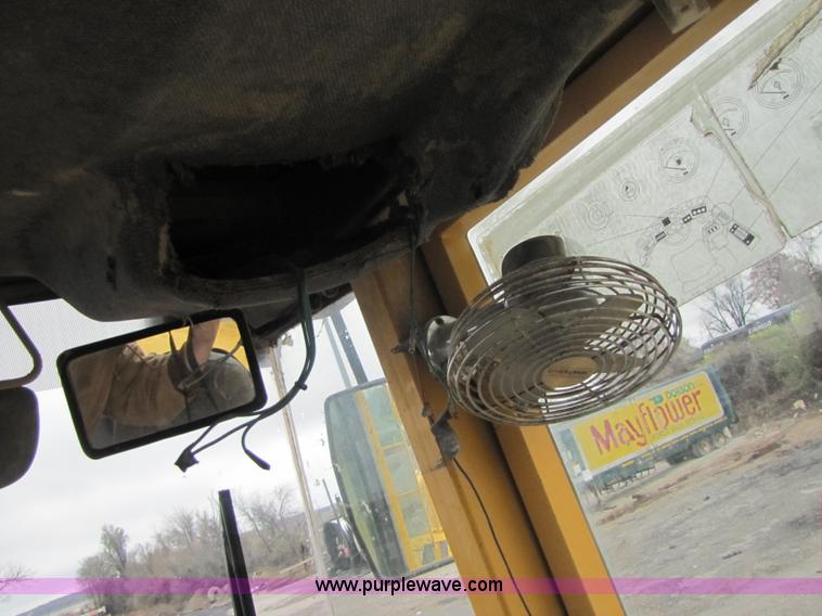 image for item B2102 1995 Volvo L150 wheel loader