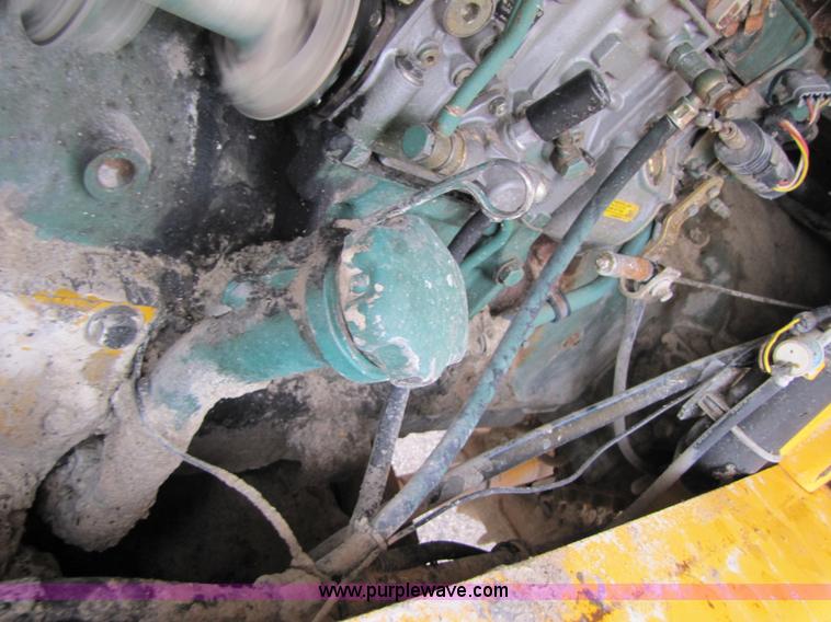 image for item B2102 1995 Volvo L150 wheel loader