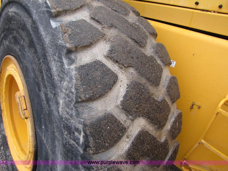 image for item B2102 1995 Volvo L150 wheel loader