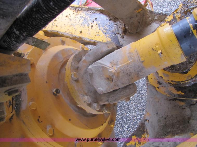 image for item B2102 1995 Volvo L150 wheel loader