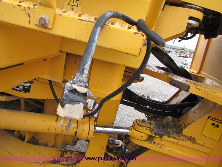 image for item B2102 1995 Volvo L150 wheel loader