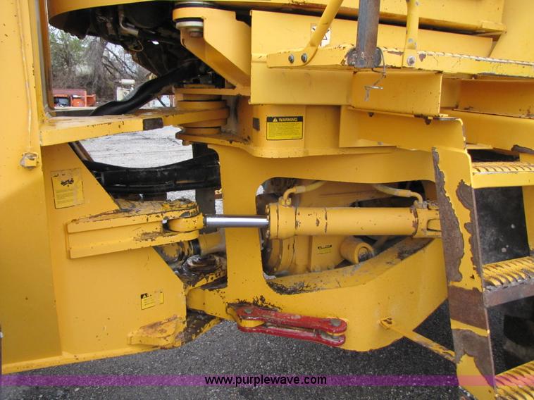image for item B2102 1995 Volvo L150 wheel loader