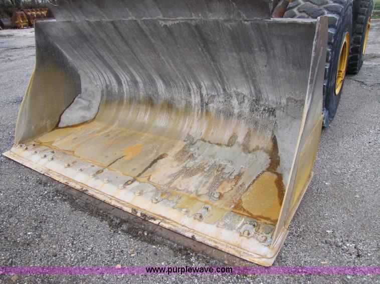 image for item B2102 1995 Volvo L150 wheel loader