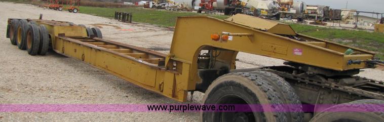 image for item B2105 1974 Hyster 41 ton tri-axle beam trailer