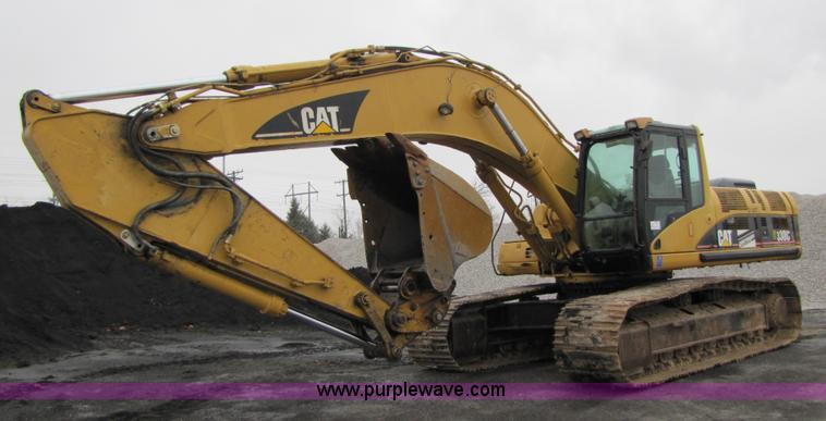 image for item B2109 2002 Caterpillar 330CL excavator