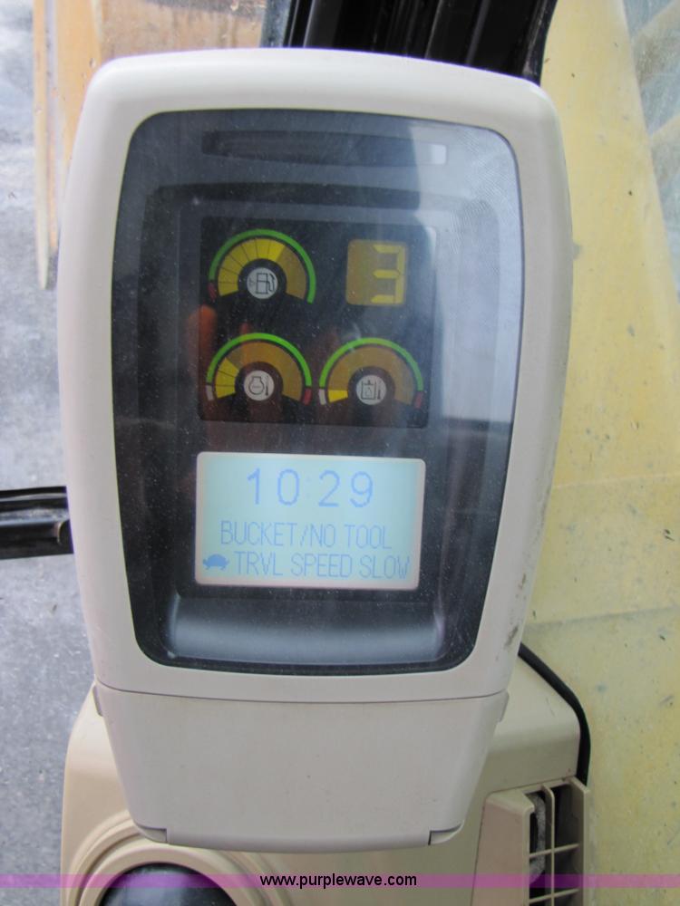 image for item B2109 2002 Caterpillar 330CL excavator