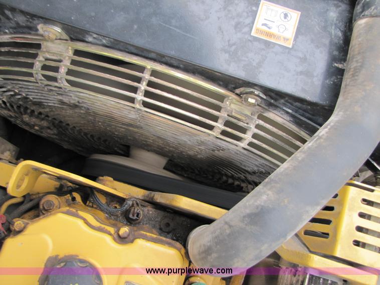 image for item B2109 2002 Caterpillar 330CL excavator