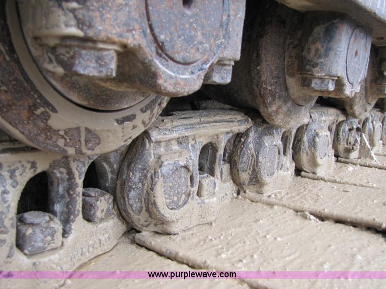 image for item B2109 2002 Caterpillar 330CL excavator