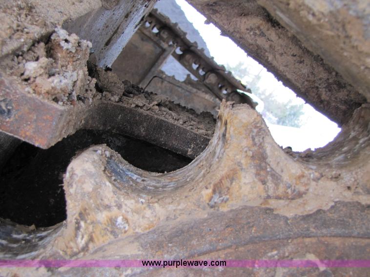 image for item B2109 2002 Caterpillar 330CL excavator