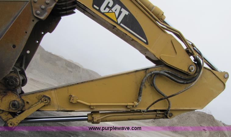 image for item B2109 2002 Caterpillar 330CL excavator
