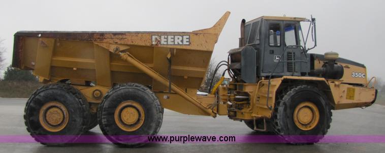 image for item B2110 2000 John Deere 350C 6x6 articulating dump truck