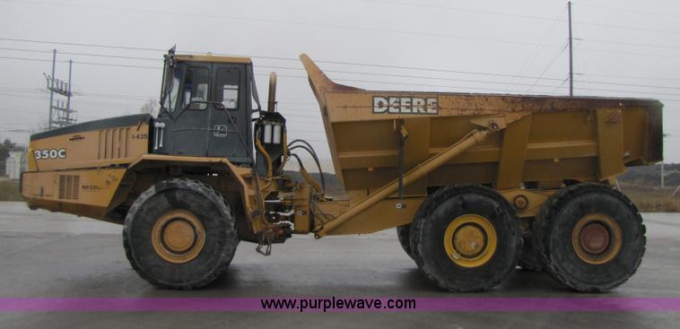 image for item B2110 2000 John Deere 350C 6x6 articulating dump truck