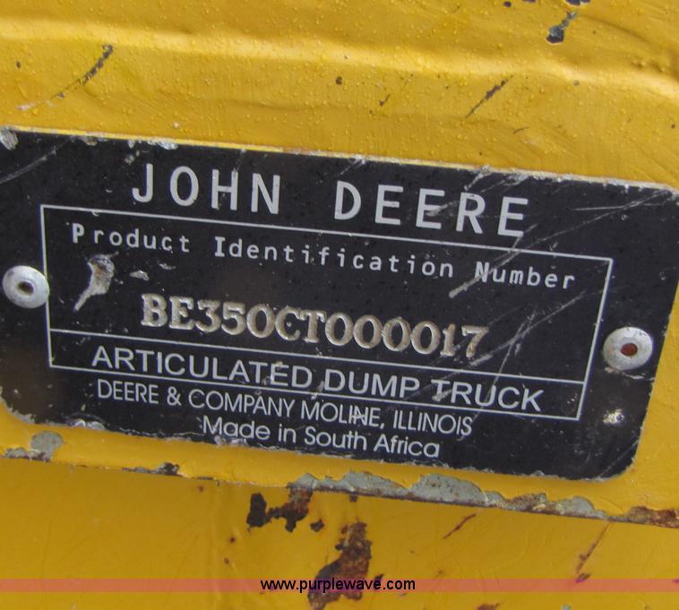 image for item B2110 2000 John Deere 350C 6x6 articulating dump truck