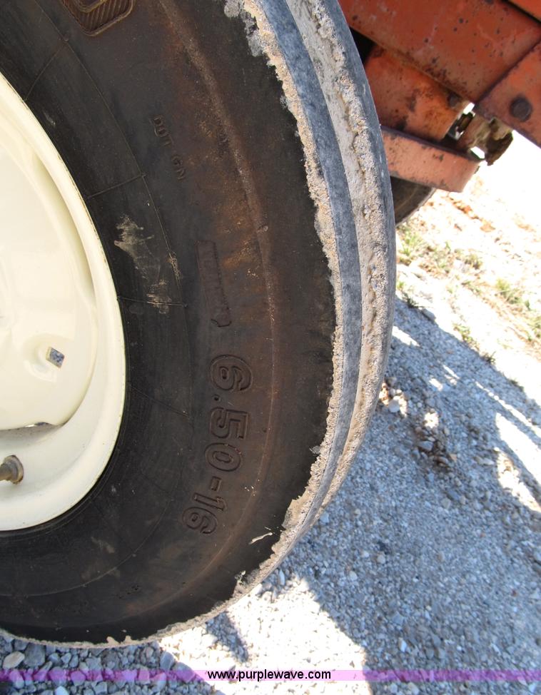 image for item B2111 Allis Chalmers 160 tractor