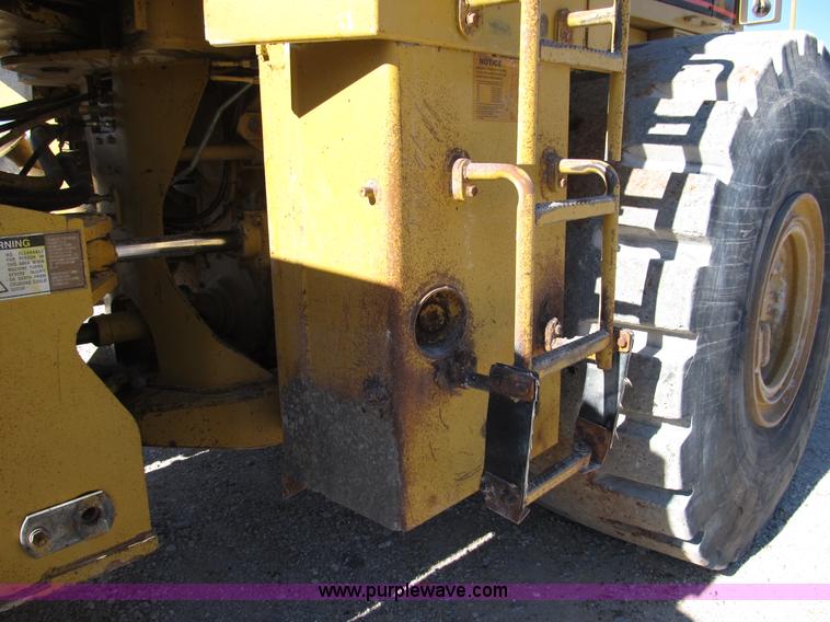 image for item B2112 1993 Caterpillar 980F wheel loader