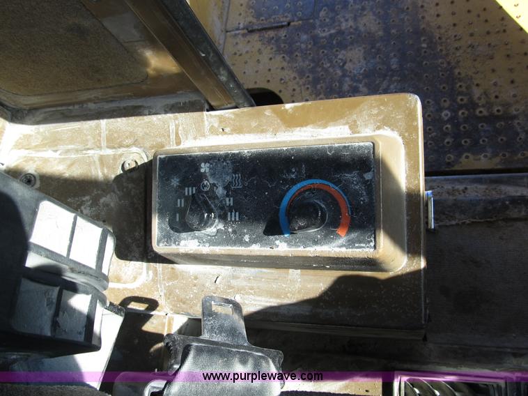 image for item B2112 1993 Caterpillar 980F wheel loader